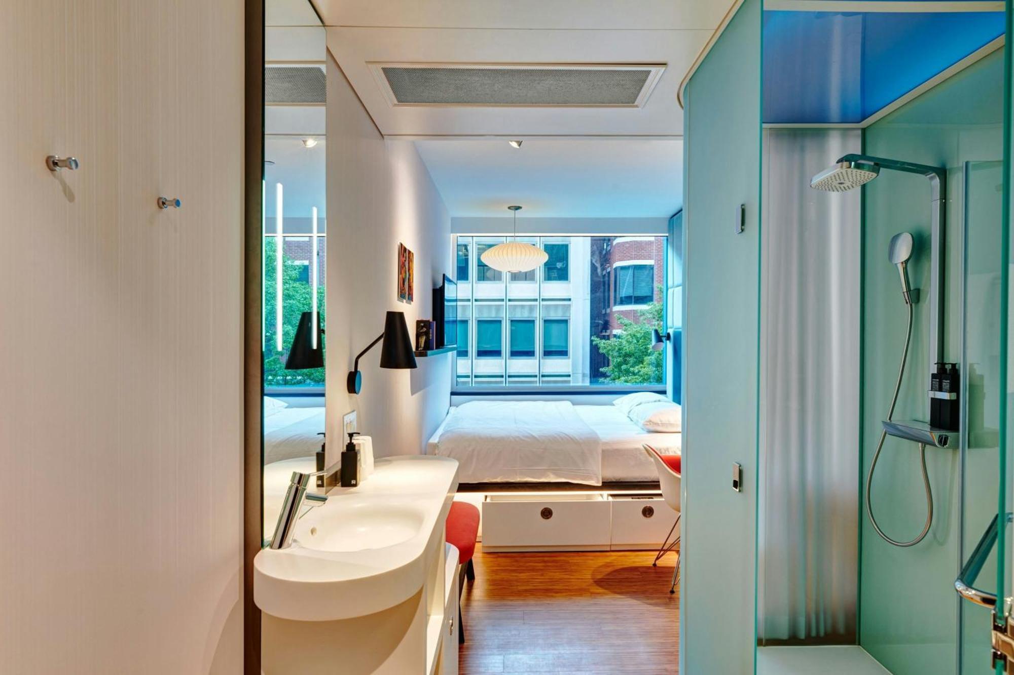 Kamer met Kingsize Bed