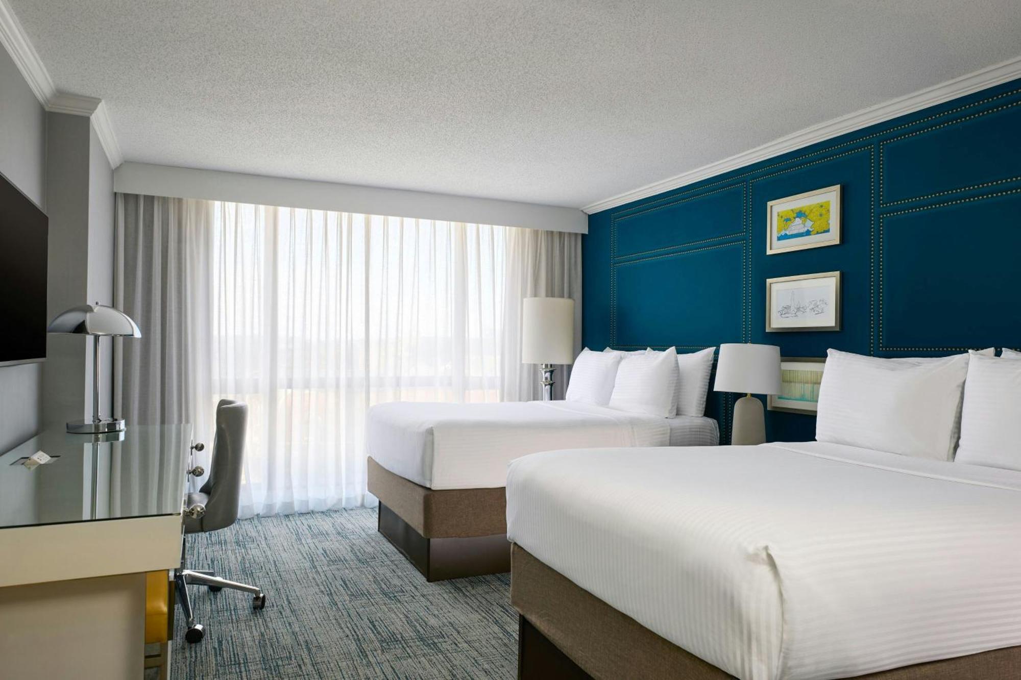 Guest Room with 2 Double