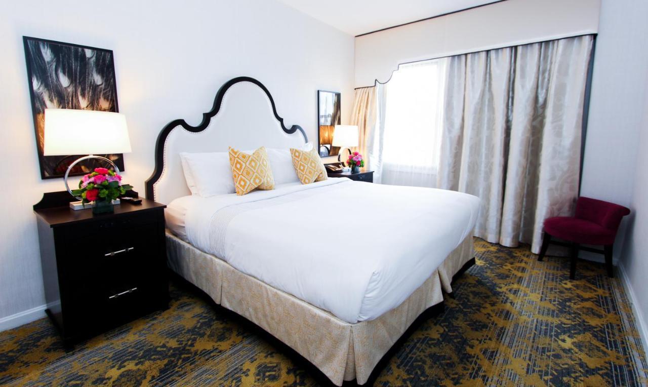 Deluxe King Suite,928344361:JPEG